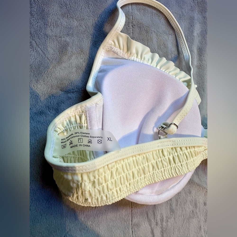 Cream Ruffled Bikini Set - Picture 9 of 11